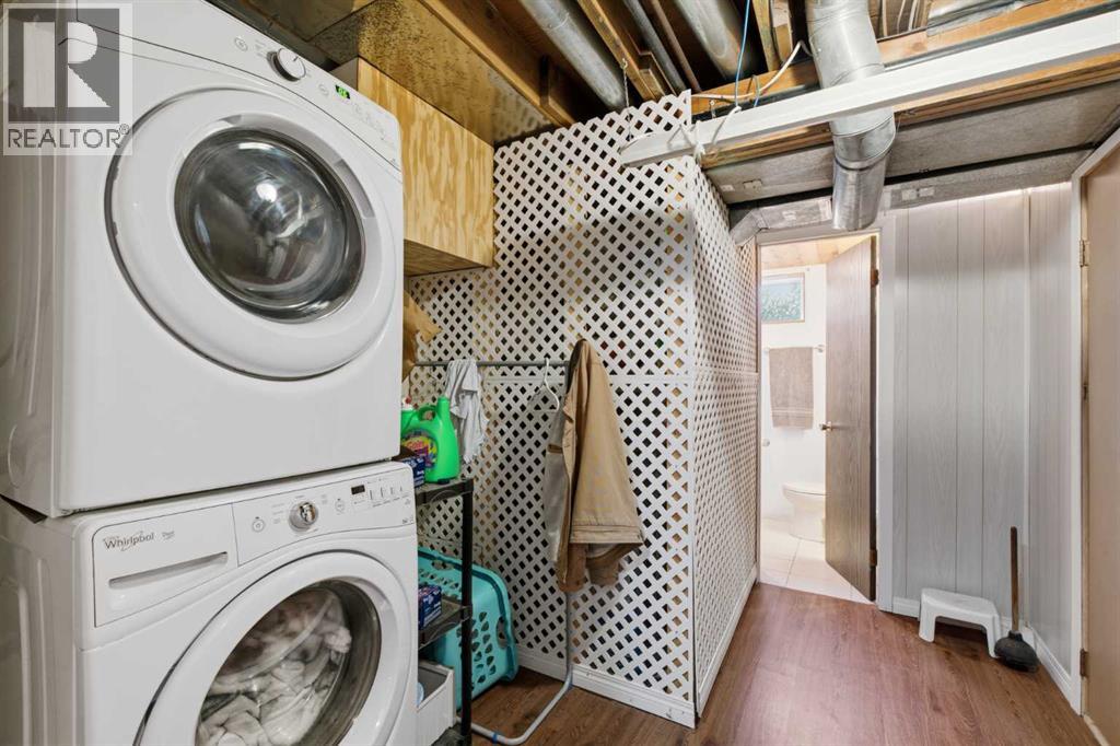 4227 49 Street NE - 35