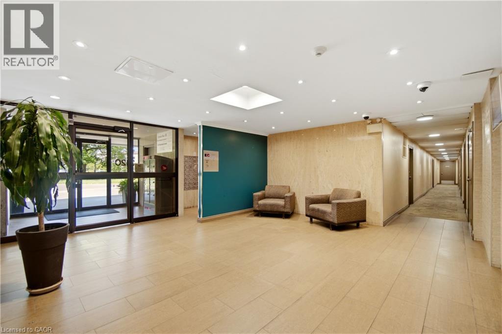 #1102 3120 KIRWIN Avenue - 6