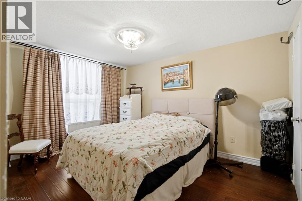#1102 3120 KIRWIN Avenue - 18