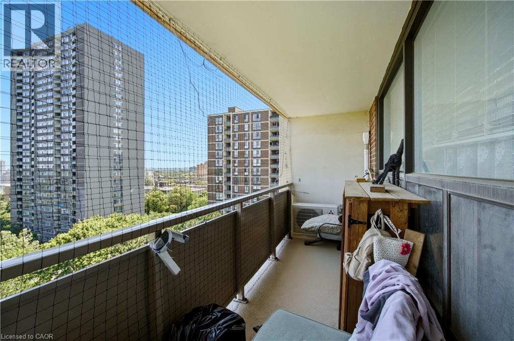 #1102 3120 KIRWIN Avenue - 27