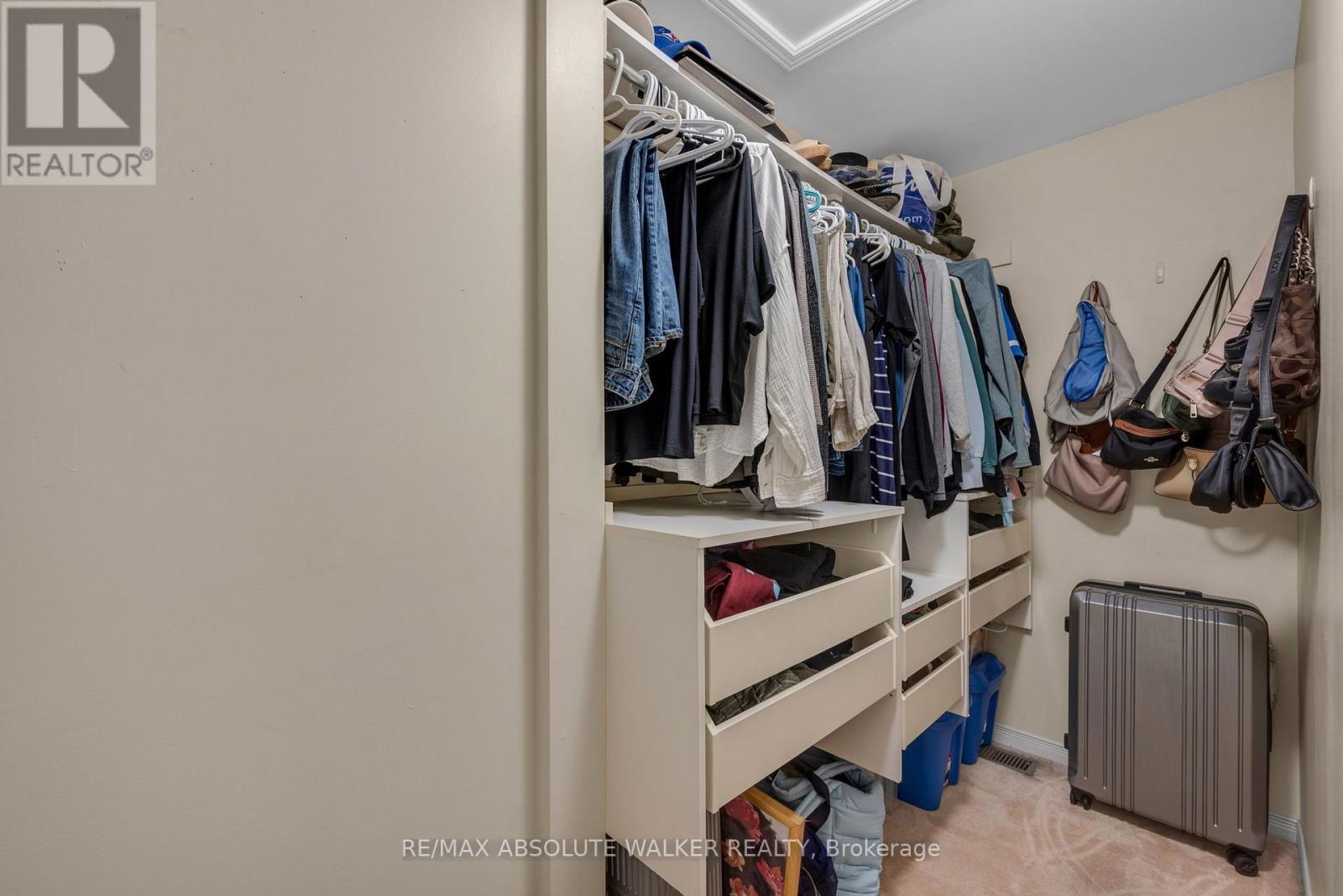 32 ROBERGE CRESCENT - 15