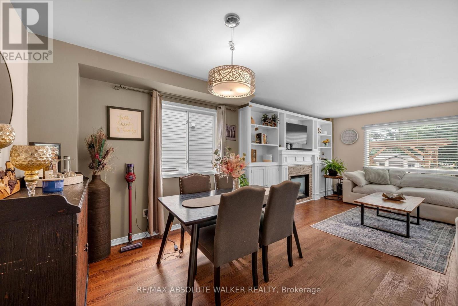 32 ROBERGE CRESCENT - 4