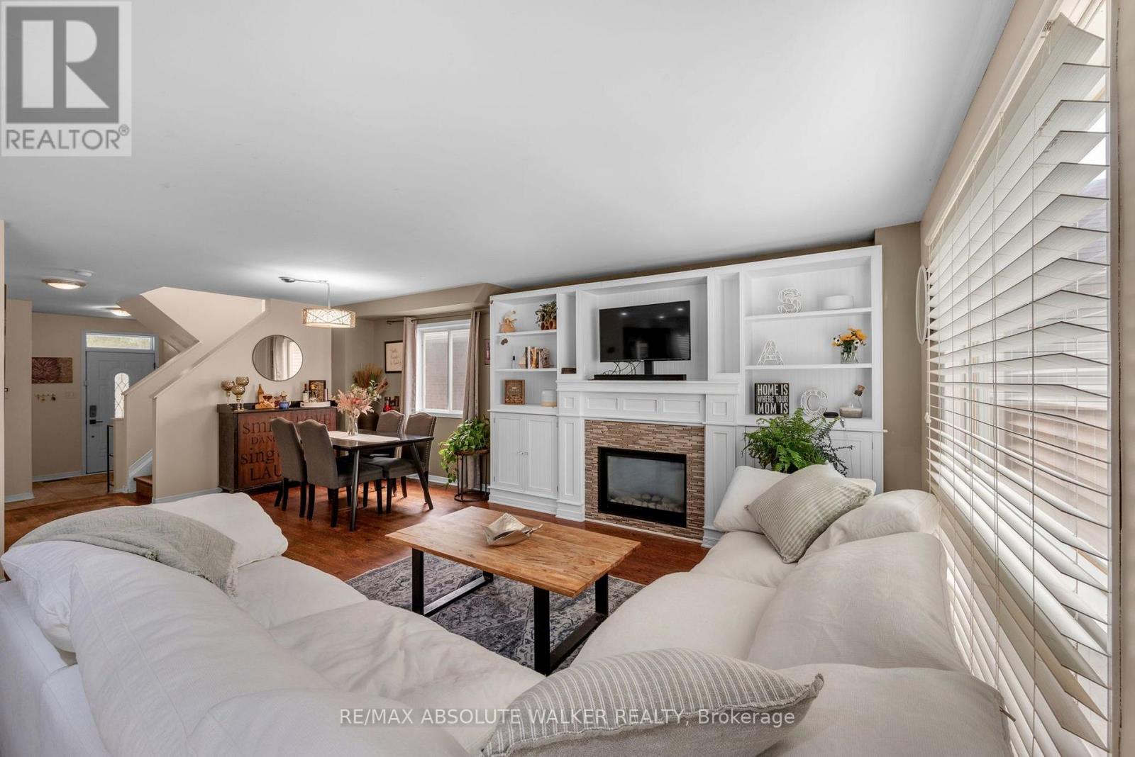 32 ROBERGE CRESCENT - 7