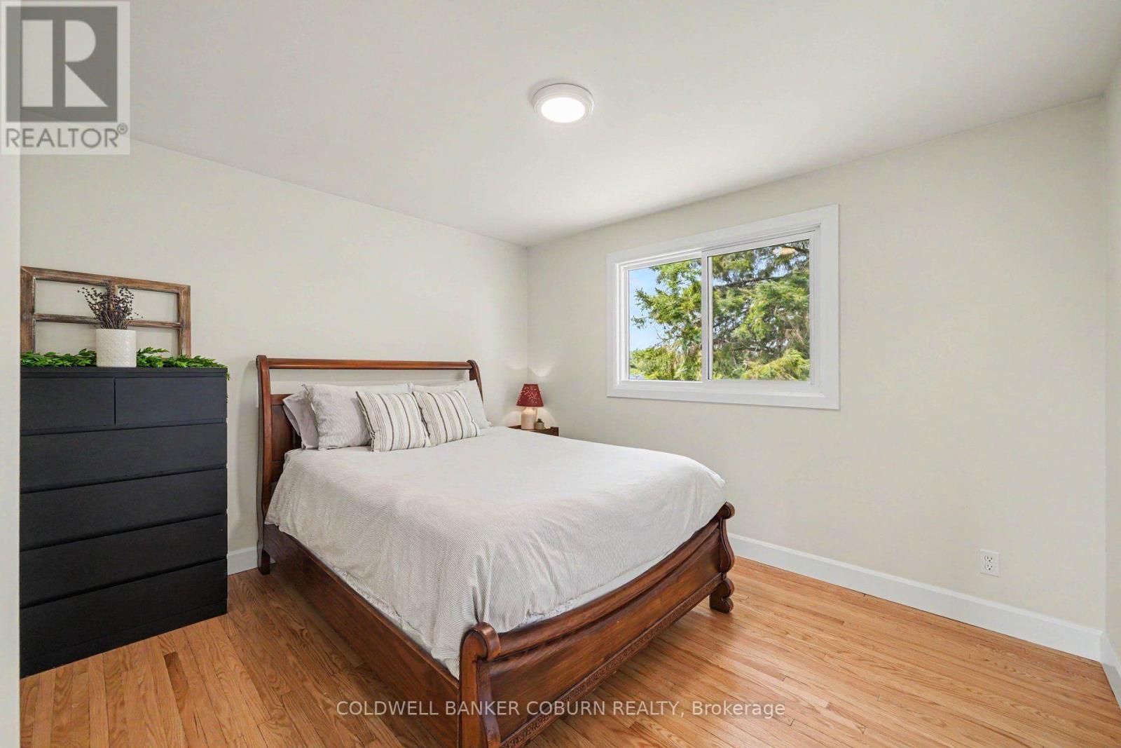 11895 CLOVERDALE ROAD - 18