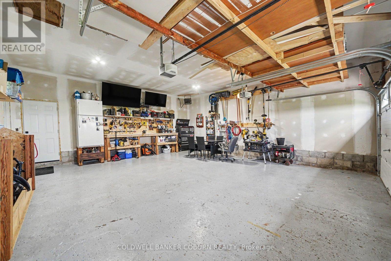 11895 CLOVERDALE ROAD - 30