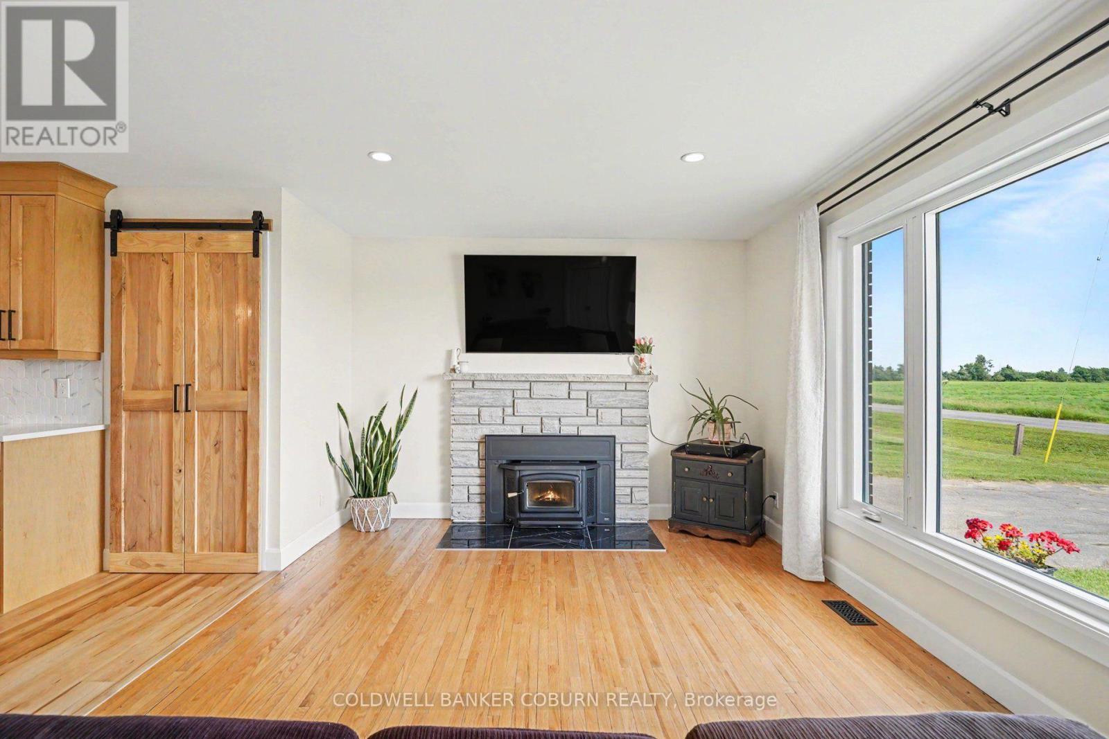 11895 CLOVERDALE ROAD - 5