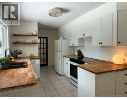 Kitchen - 717 Water Street, Miramichi, NB E1N4B9 Photo 10