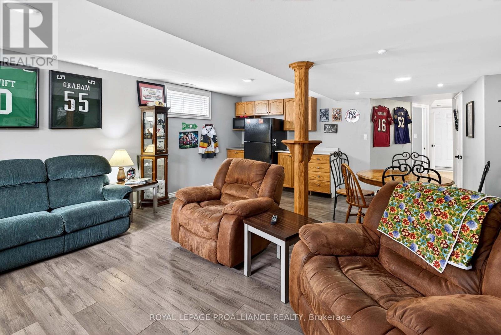 733 TANNER DRIVE - 24