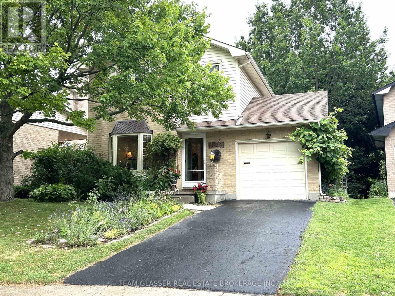 1642 ATTAWANDARON ROAD E - 1