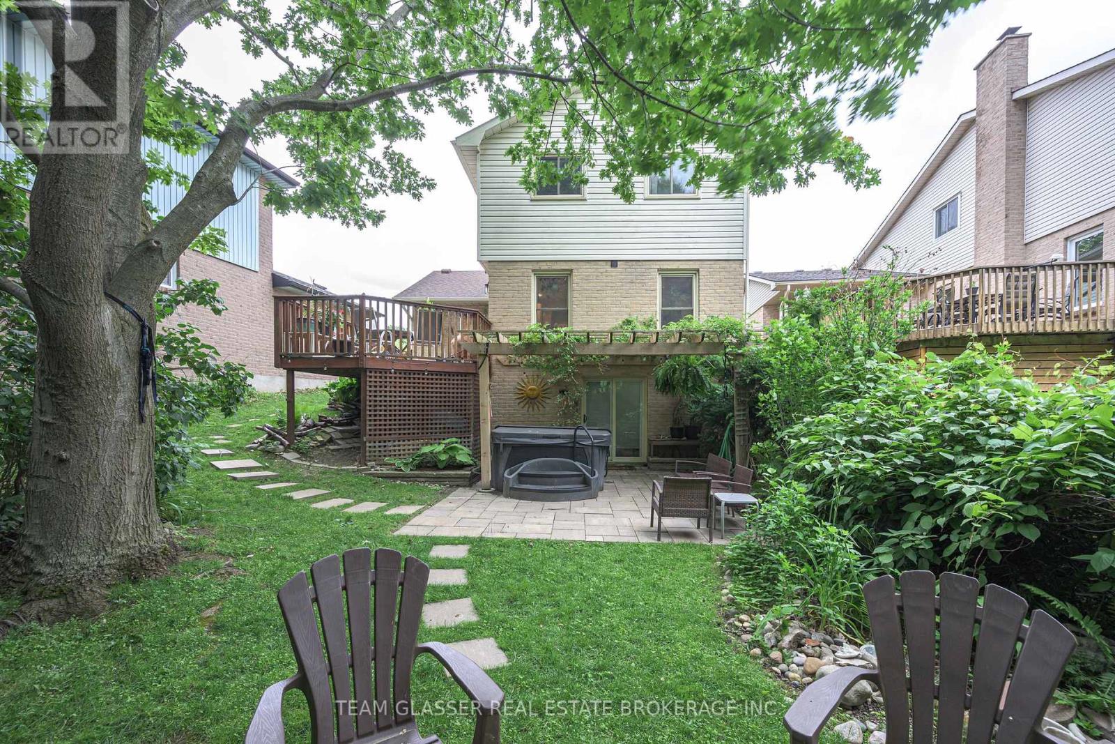 1642 ATTAWANDARON ROAD E - 37