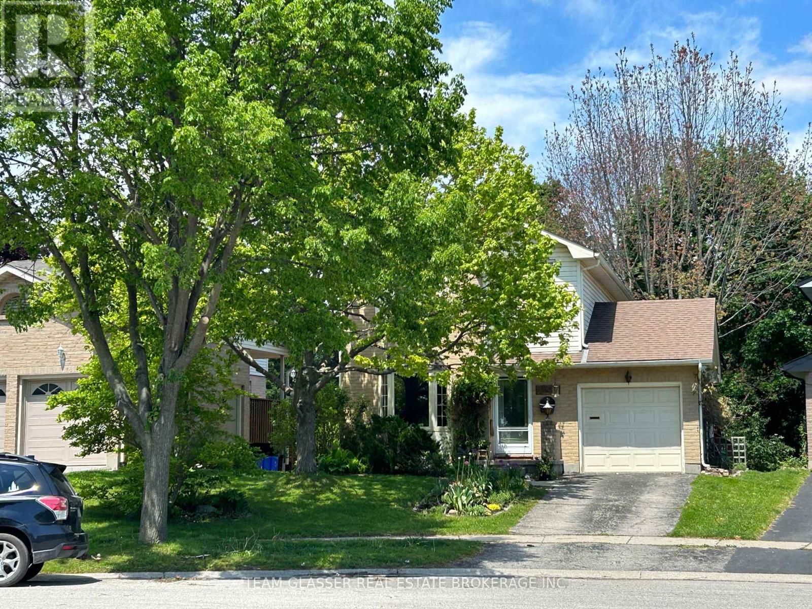 1642 ATTAWANDARON ROAD E - 43