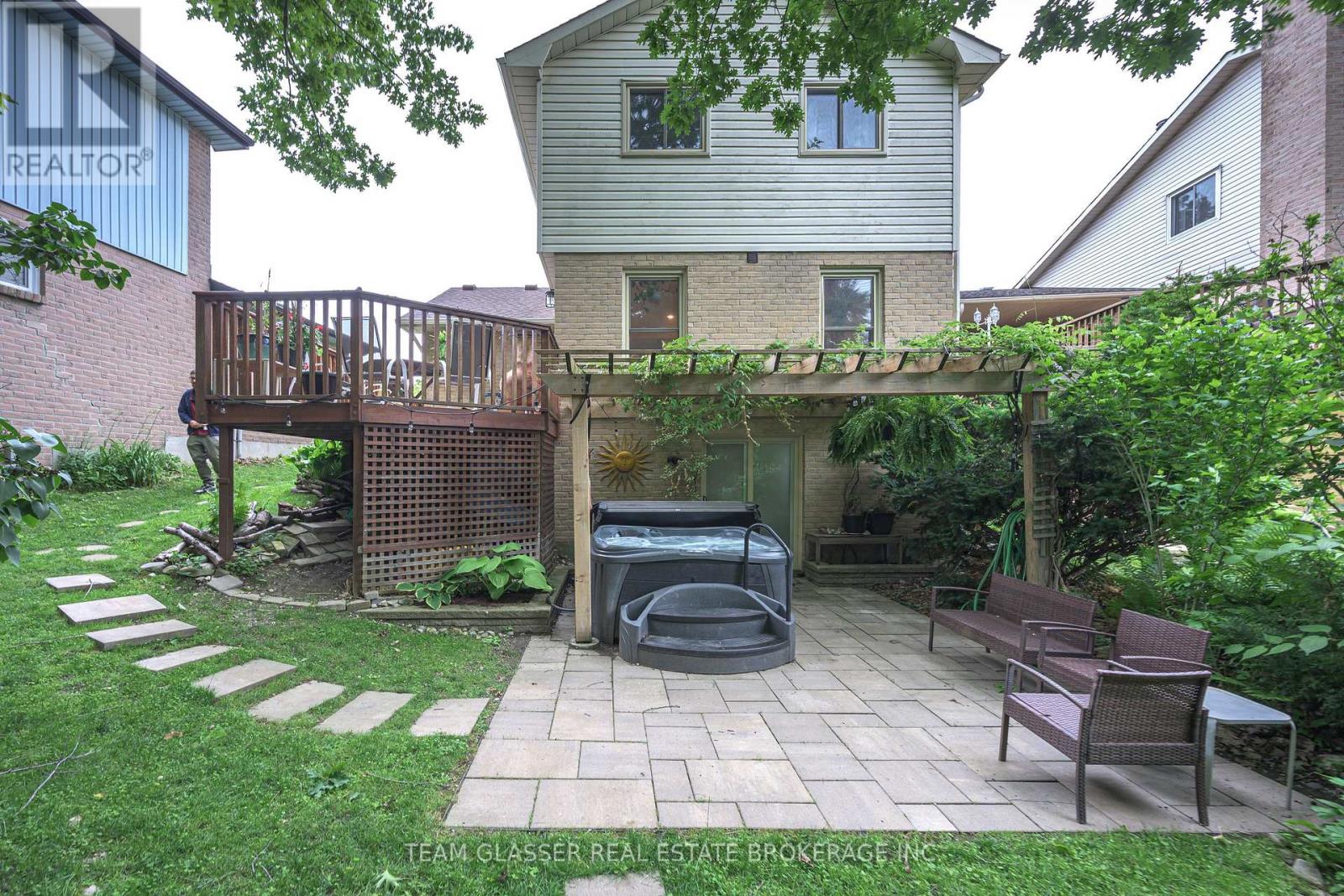 1642 ATTAWANDARON ROAD E - 38