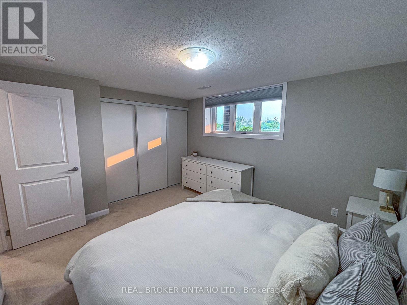 Condos for Sale in Ottawa – 2 – 1213 CHAPMAN MILLS DRIVE, Ottawa – By Peter Sagos - Image 25