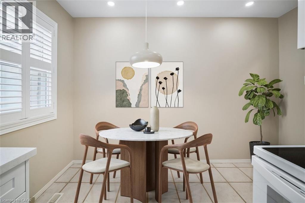 #30 5255 LAKESHORE Road - 11