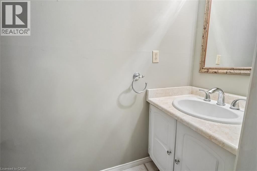 #30 5255 LAKESHORE Road - 12