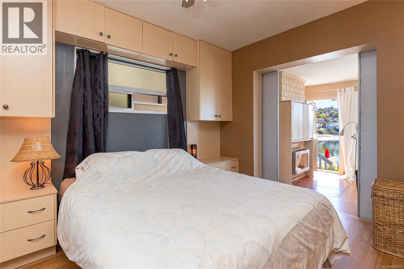 157 Robertson St - 23