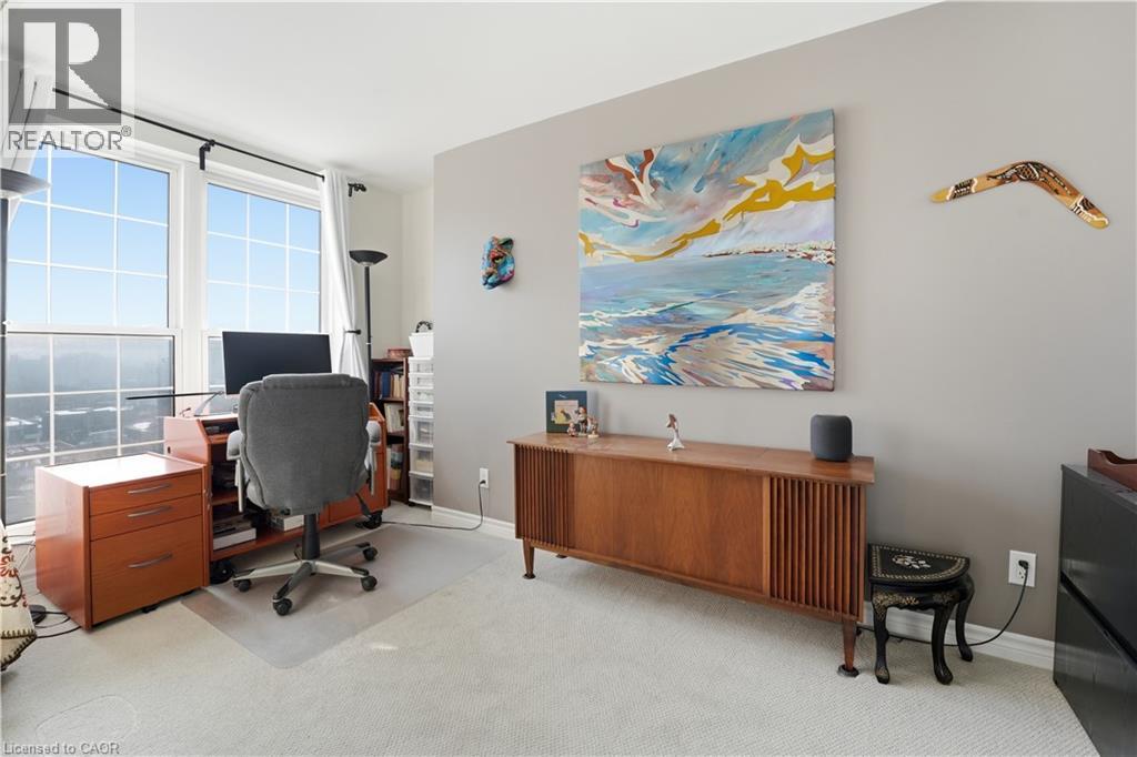 #802 135 JAMES Street S - 15