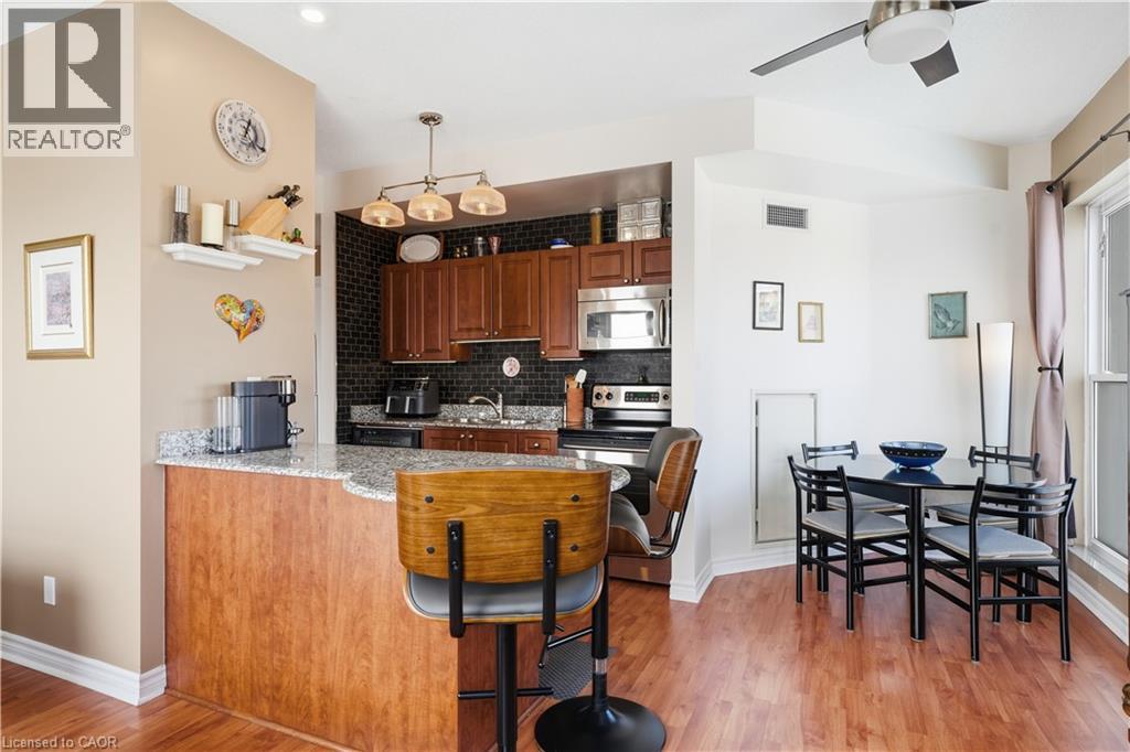 #802 135 JAMES Street S - 8