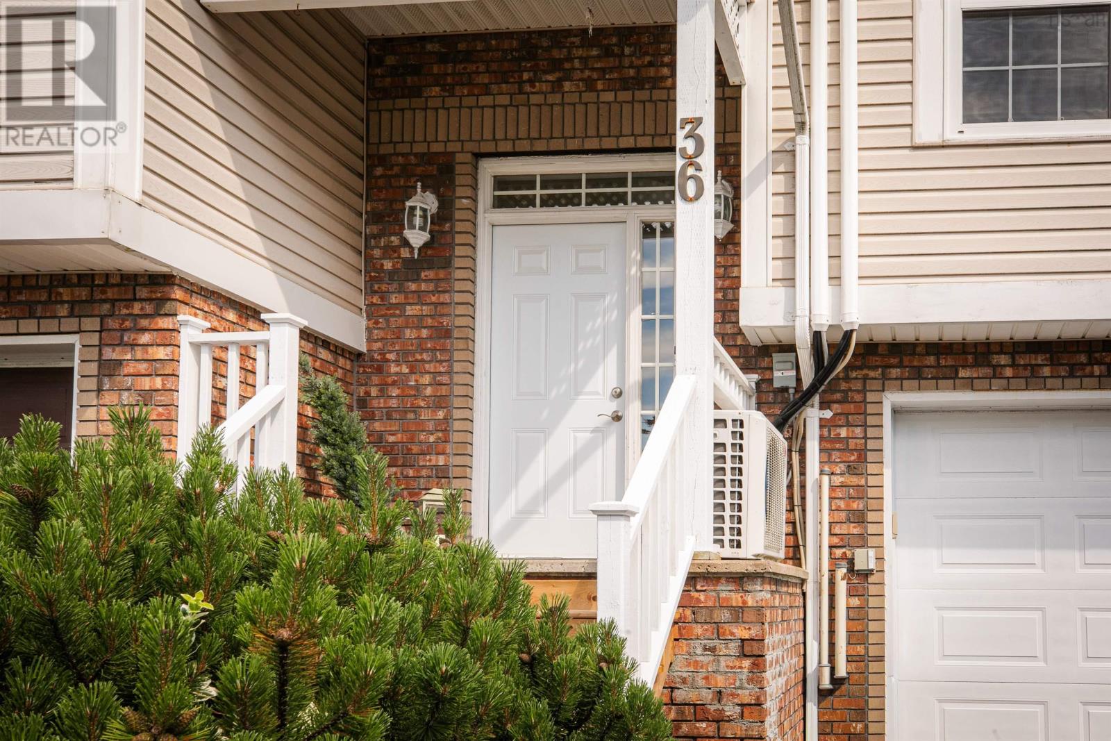 36 Stratford Way - 2