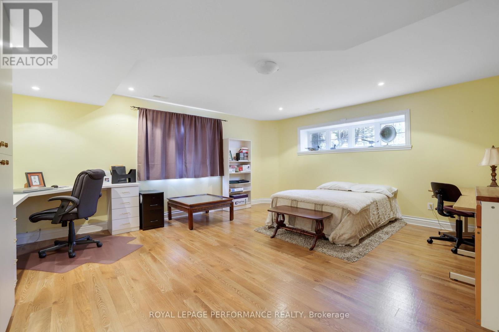 951 GOLF CLUB ROAD - 36