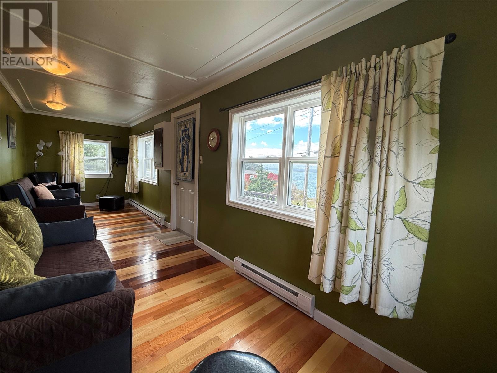 6 Berry Hill Road - 15