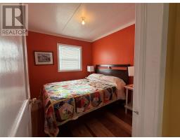 6 Berry Hill Road thumbnail 11