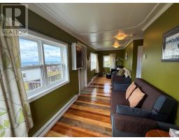 6 Berry Hill Road thumbnail 16