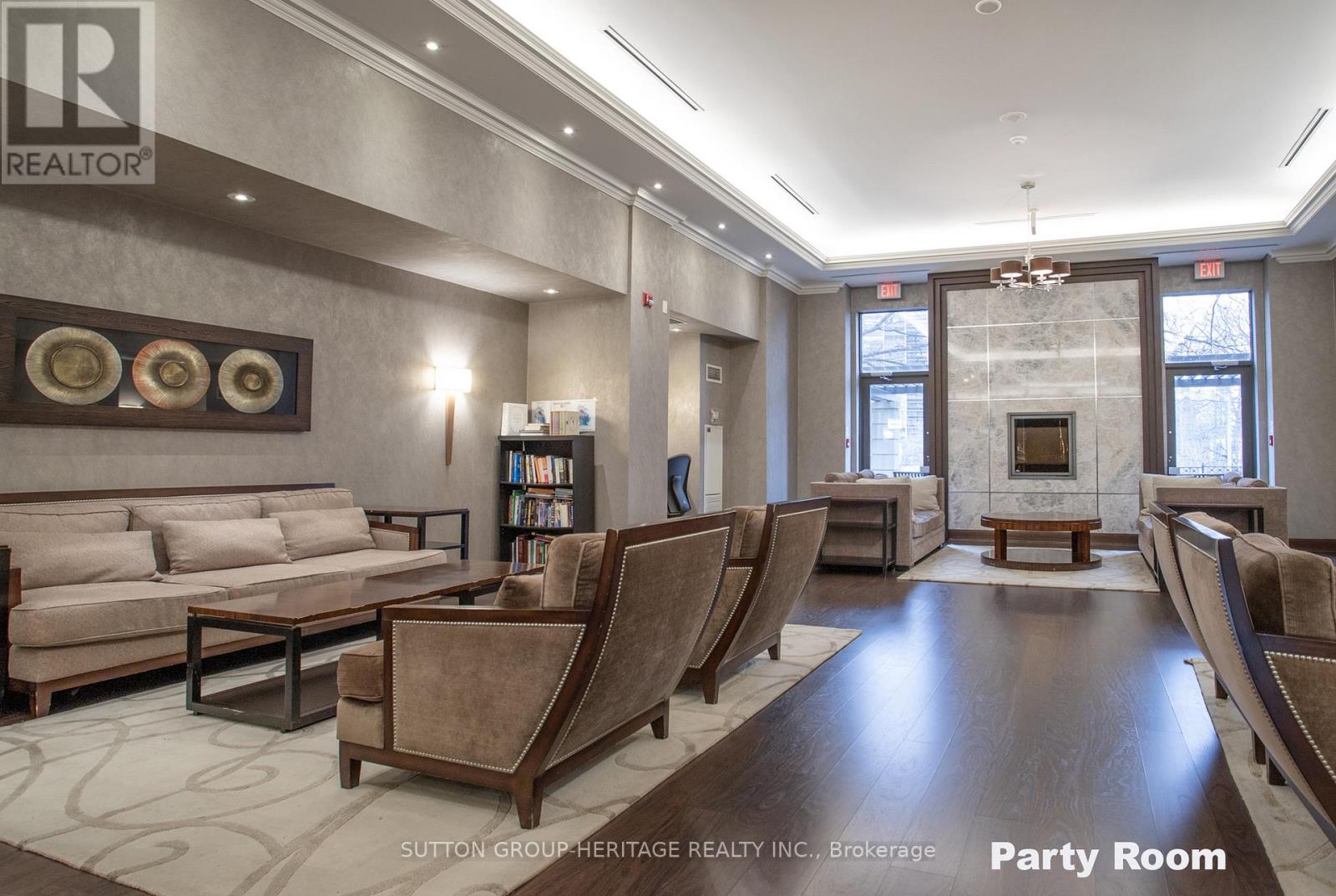 #1609 133 WYNFORD DRIVE - 17