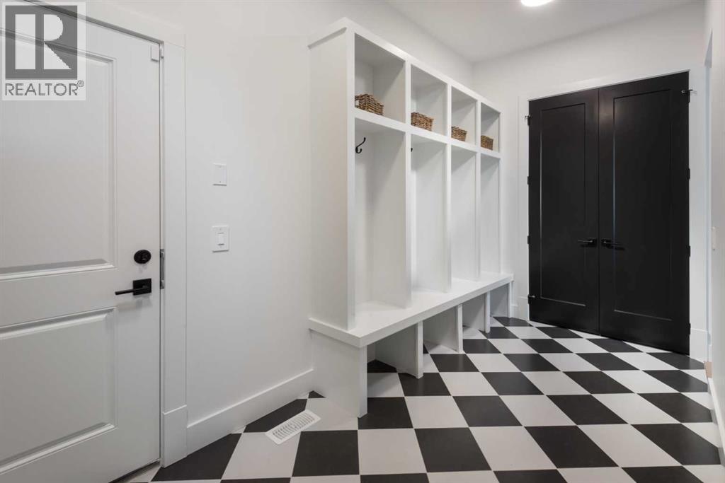 116 Greenwich Heath NW - 10