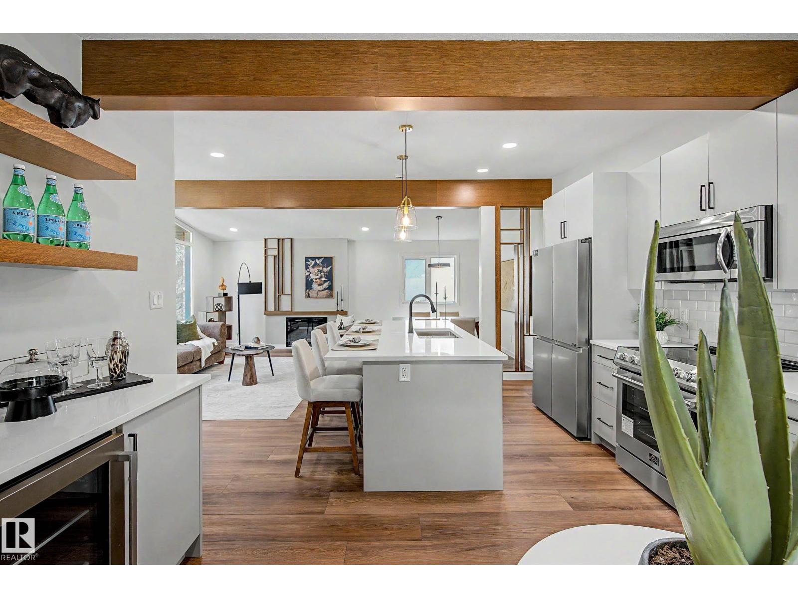 102 GOODRIDGE DR - 22