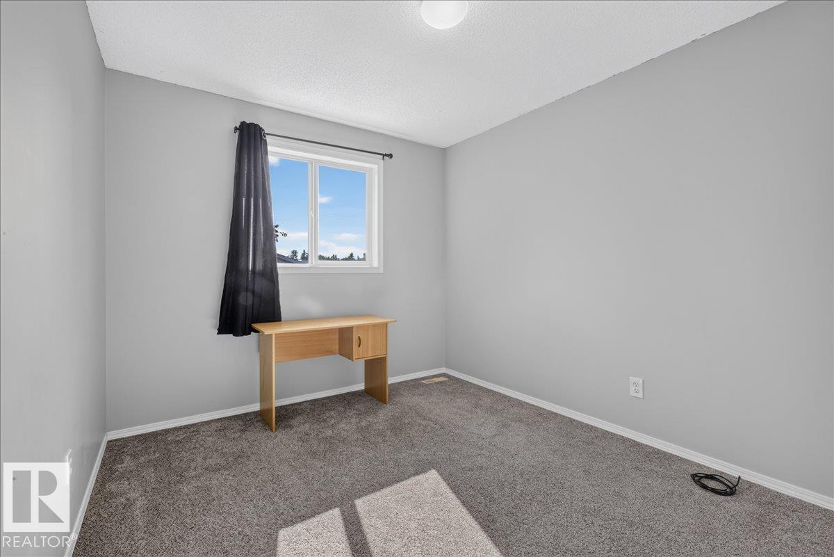 #18 345 KIRKNESS RD NW - 29