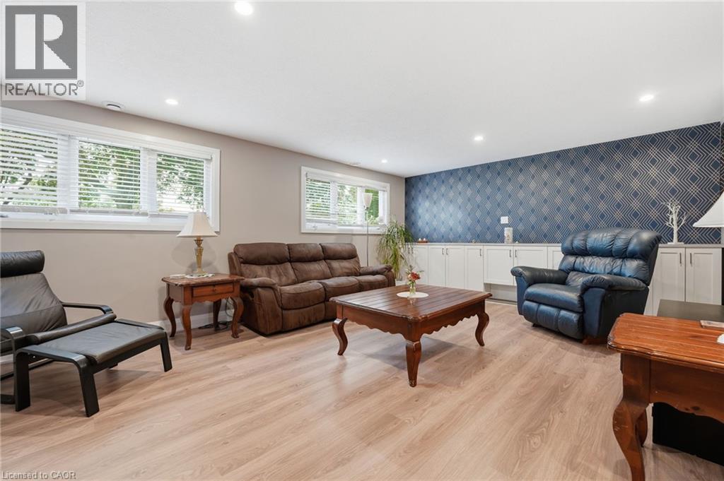 328 MCNEILLY Road - 21
