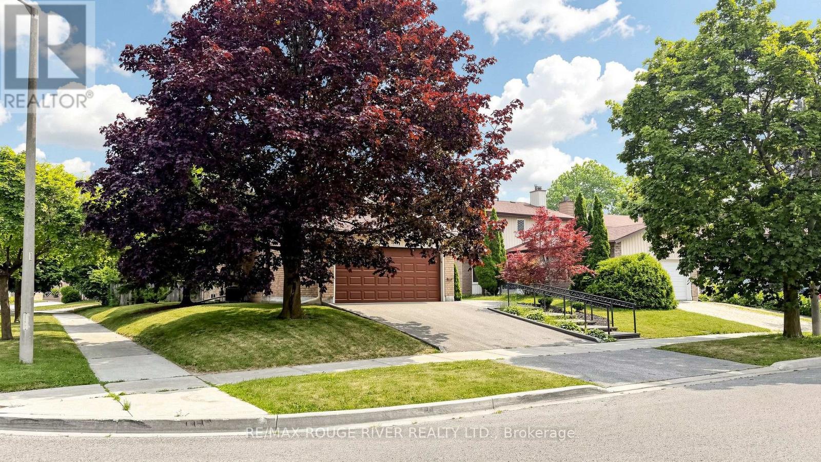 103 AMBERCROFT BOULEVARD - 3