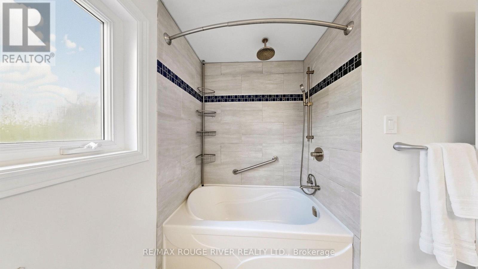 103 AMBERCROFT BOULEVARD - 31