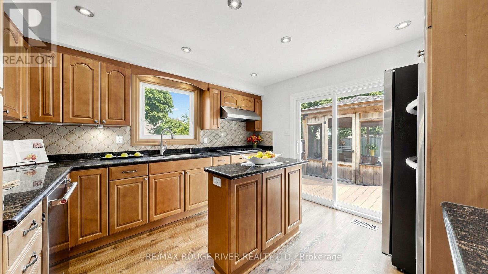 103 AMBERCROFT BOULEVARD - 9