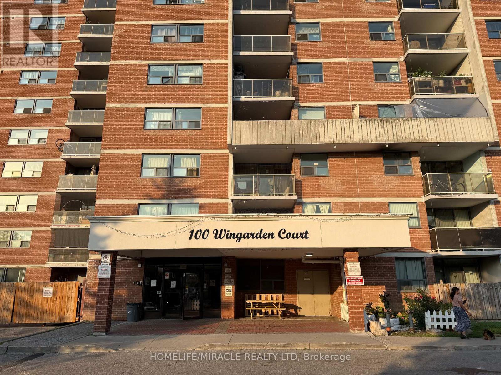 #714 100 WINGARDEN COURT - 1