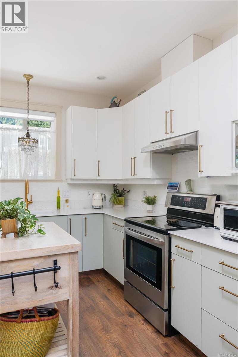 2192 Baron Rd - 9