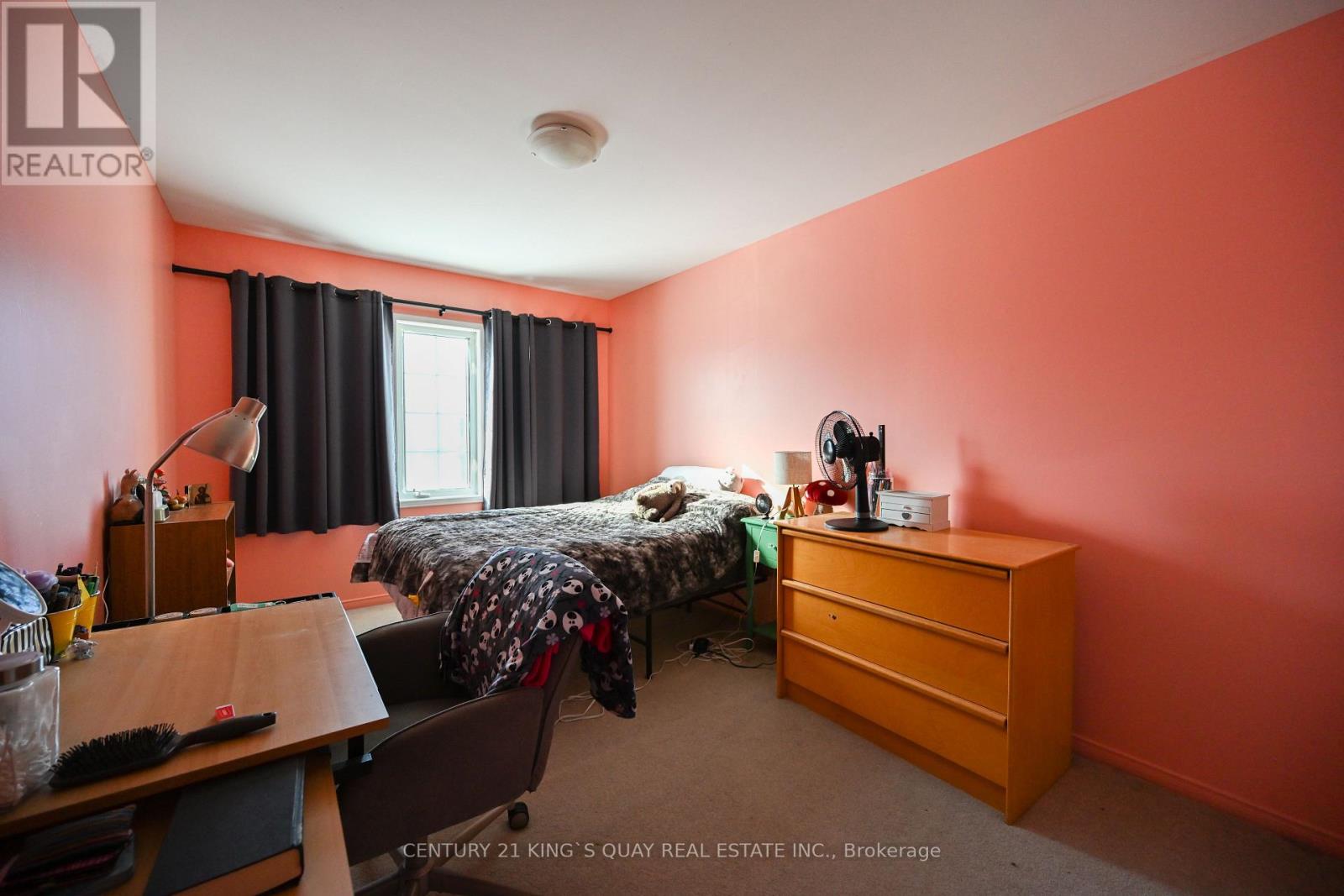 50 CRITTENDEN DRIVE - 13