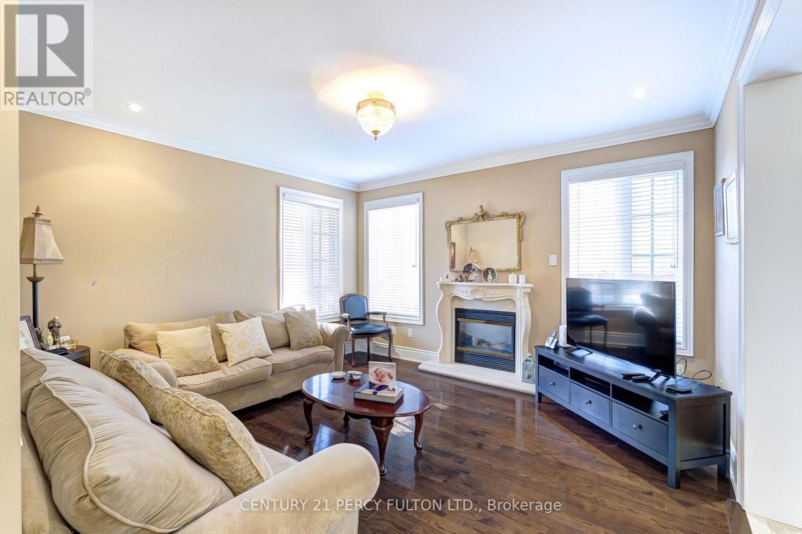 80 SAINT JAMES AVENUE - Image 11