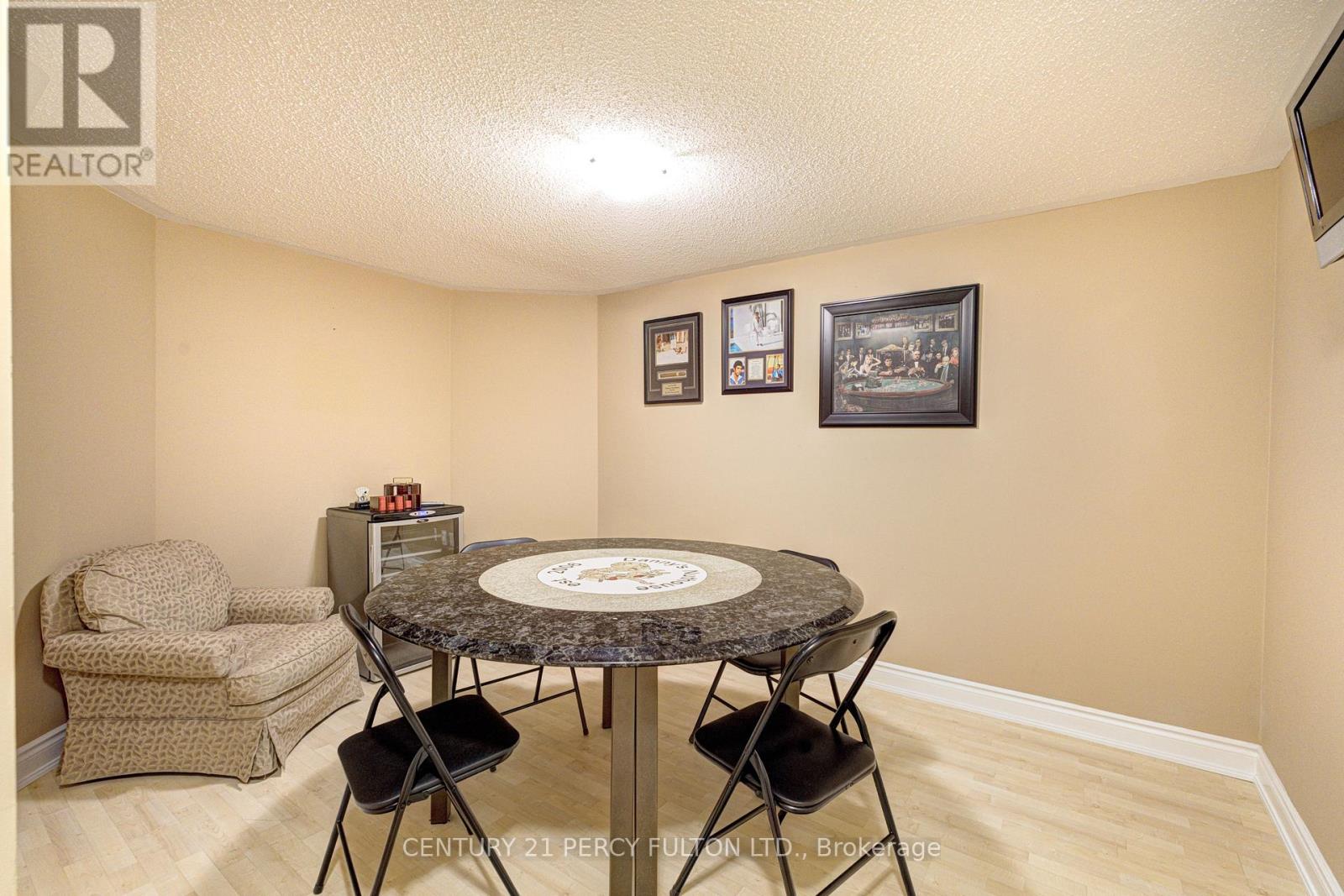 80 SAINT JAMES AVENUE - Image 34