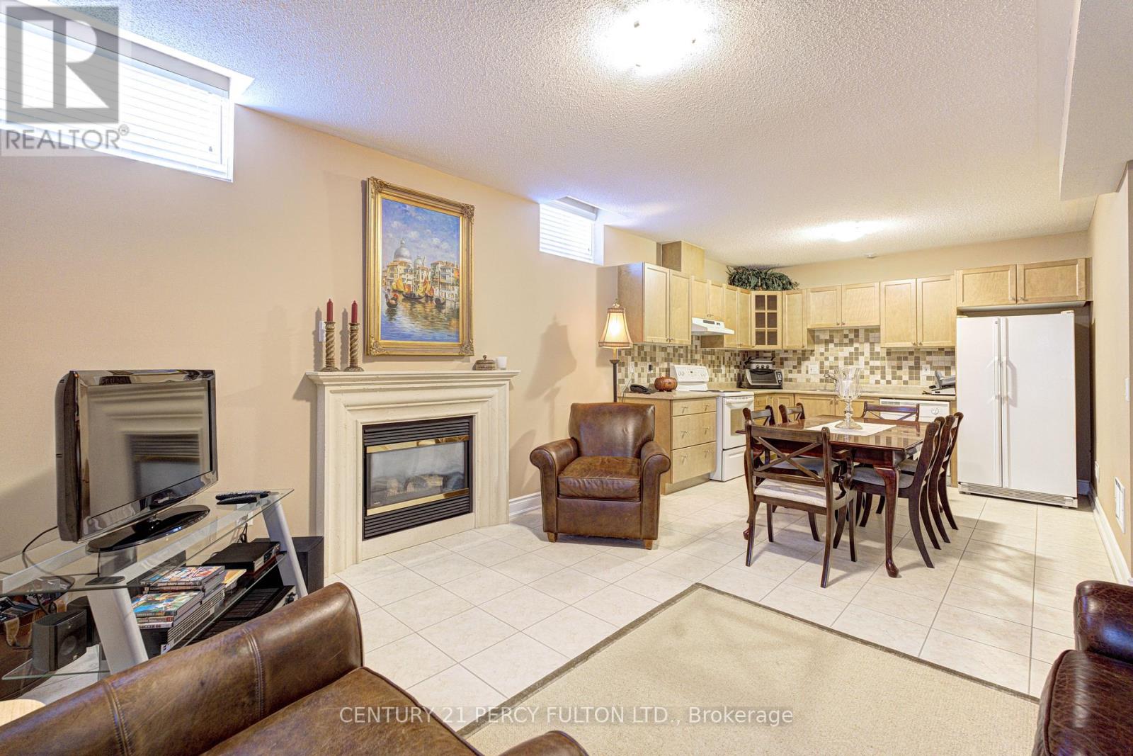 80 SAINT JAMES AVENUE - Image 38
