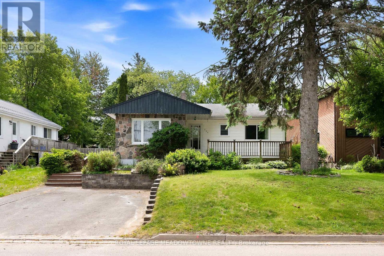 209 CLIFF ROAD - 1