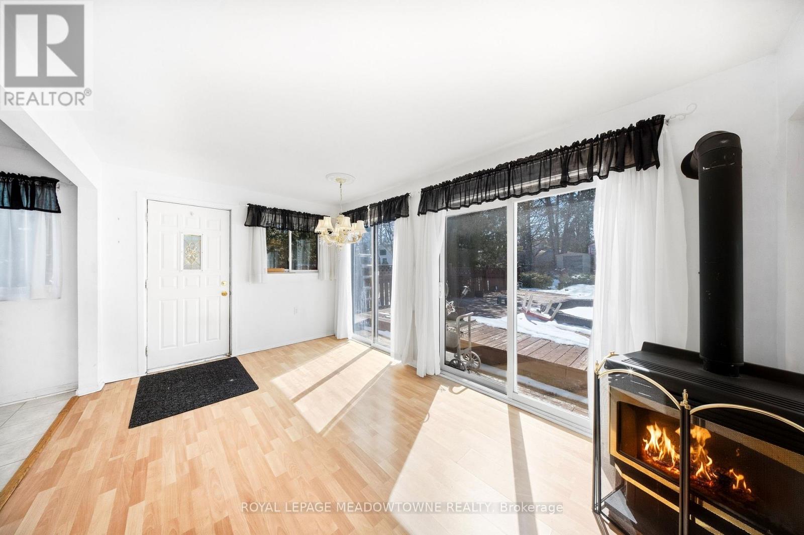 209 CLIFF ROAD - 16