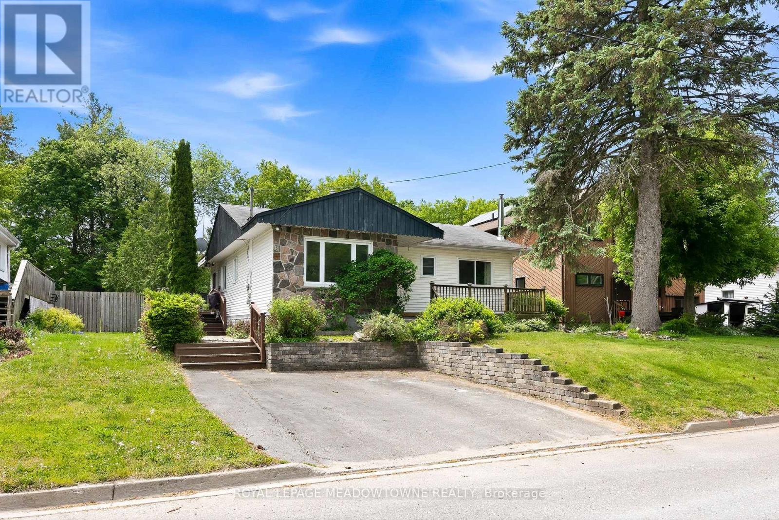 209 CLIFF ROAD - 3