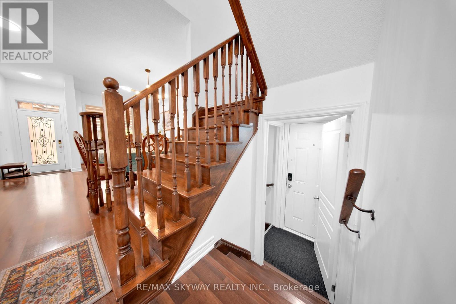 12 FITZGIBSON STREET - 15