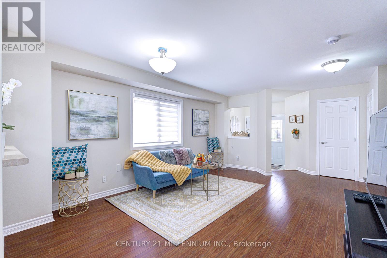28 SILO COURT - 11