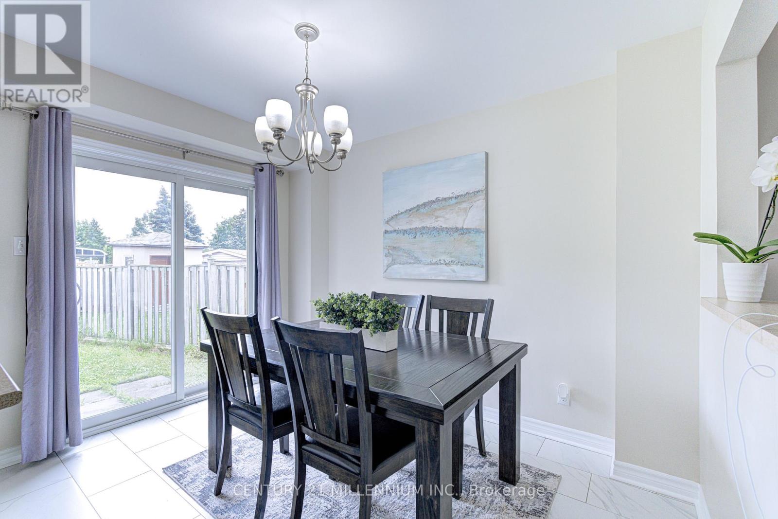 28 SILO COURT - 12