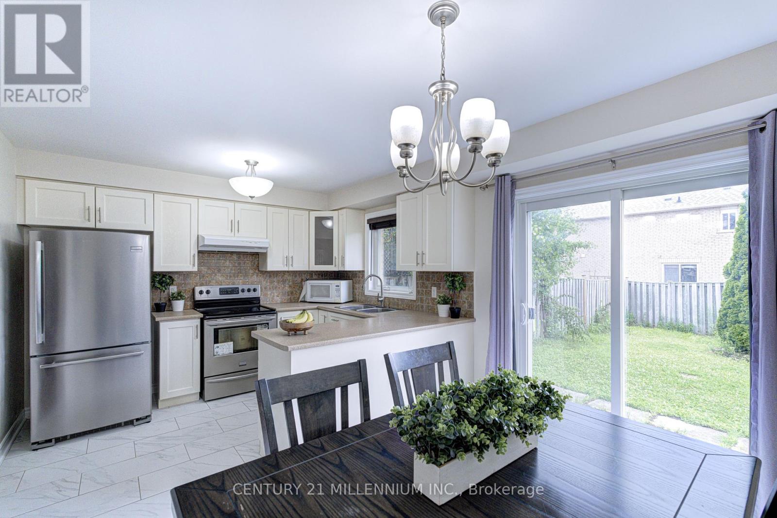 28 SILO COURT - 15