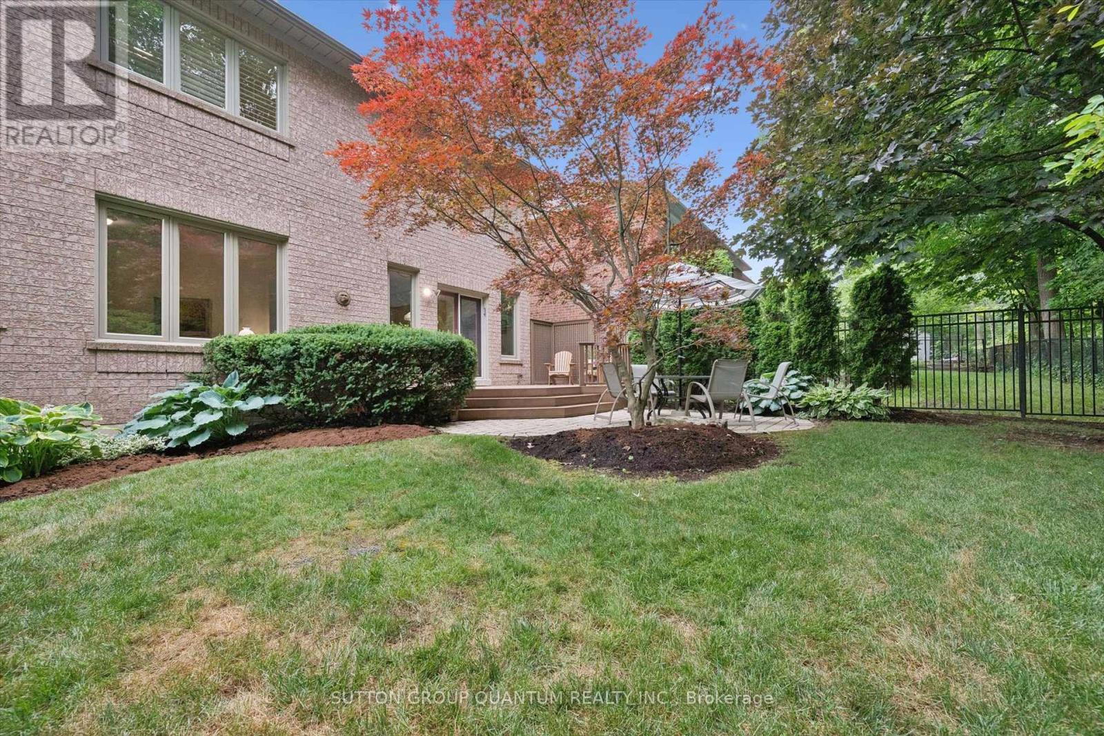 1641 GLENVISTA DRIVE - 34