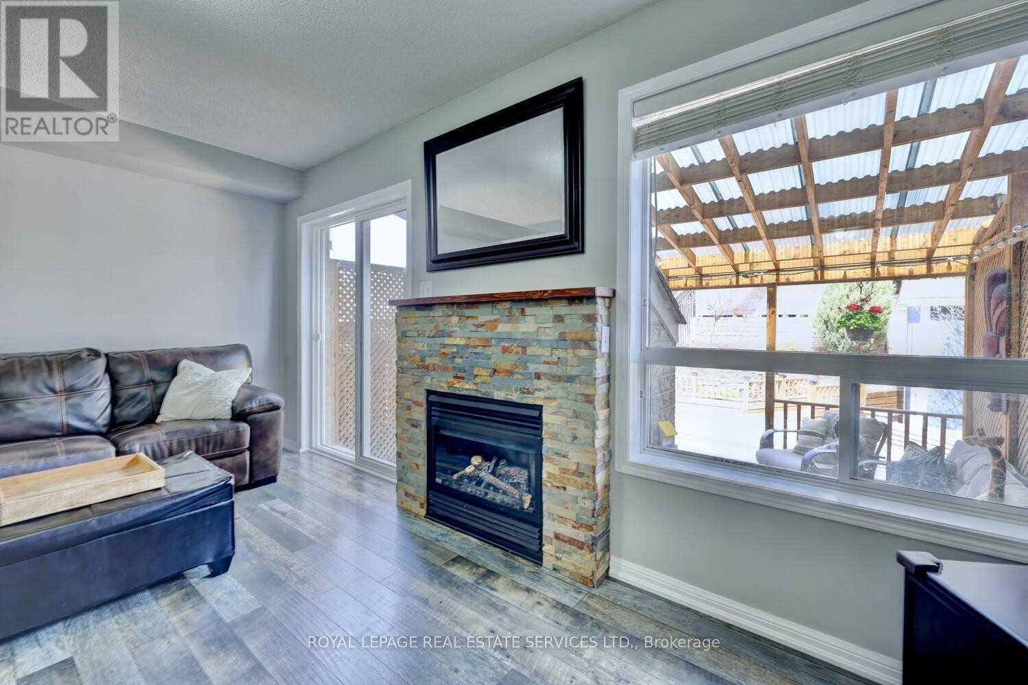 1148 BONIN CRESCENT - 10